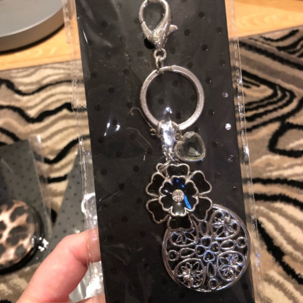 Flower 🌺 Bag Clip/Jewellery/Accessory/Keychain